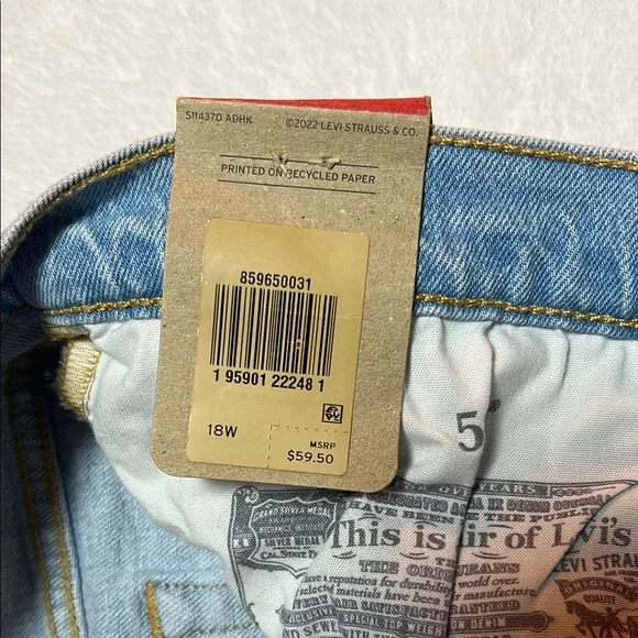 NWT Levi's 501 Blue Jean Shorts Distressed Cut-Off Style - Picture 3 of 11